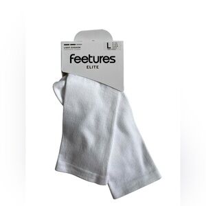 NWT Feetures Elite White Socks for Men